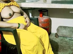 Grote lul, Sperma in mond, Vies praten, Huisgemaakt, Indisch, Japaans, Moeder, Stiefmoeder