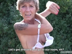 Isot tissit, Blondi, Aisankannattaja, Tsekki, Hd, Vanhempi