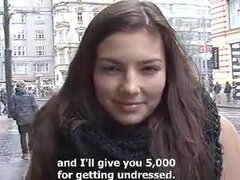 Krásky, Brunetka, Prsatá, České, Dávení penisem, Péro, Orgasmus, Teenka