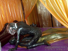 Rubber romping breathplay