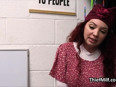 Humping big tit cougar suspect on action cam