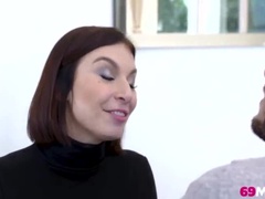 Большая жопа, Большие сиськи, Минет, Кончили внутрь, Семяизвержение, Собачьи, Милф, Наездница