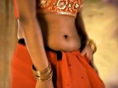 Tyttö, Ruskeahiuksinen, Intialainen, Suihku