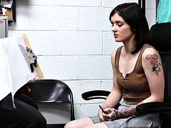 Duże cycki, Mamuśka, Policja, Macocha, Nastolatki