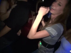 Arsch, Schlampe, Gruppe, Party, Muschi, Jungendliche (18+), Titten, Hure