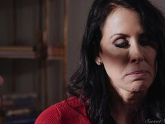 Brunette, Pik, Kjole, Give finger, Bukser, Slikning, Fisse, G streng