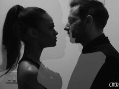 Kukk suging, Brunette, Fingring, Slikking, Onani, Fitte, Strømper, Pupper