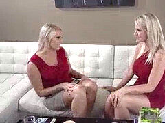 Blasen, Frau frau mann, Milf, Mutti, Realität, Stiefmutter, Flotter dreier