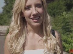 항문, 큰 엉덩이, 큰 음경, 큰 가슴, 금발의, 오랄섹스, 도기스타일, 다른 인종간의