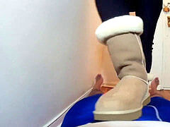 uggs taunt
