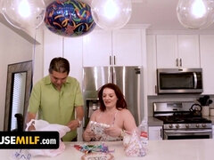 Cunnilingus, Culo grande, Mamada, Tetona, Madres para coger, Tetas naturales, Pelirrojo, Tetas