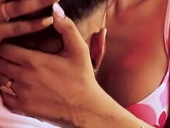 Amatéri, Striekanie semena, Indické, Bozkávanie, Milf  mčbp