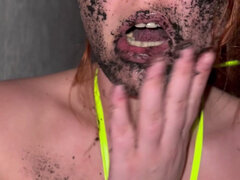 熟年, アウトドア, お仕置き, 一人, トイレ