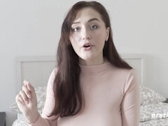 Bruinharig, Vriendin, Masturbatie, Natuurlijke tieten, Russisch, Alleen, Billekoek, Tiener