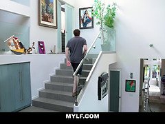 엉덩이, 큰 가슴, 오랄섹스, 쿠거, 음경, 자위, 엄마, 계모