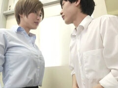 アジア人, フェラチオ, 衣服着たままセックス, 口内発射, カワイイ, 手コキする, 日本人, 教師