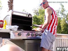 Veľké kozy, Kuřba, Brunetka, Puma, Péro, Milf  mčbp, Fajčenie, Nevlastná mama