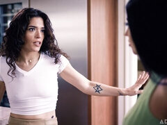 Penetracion con dedos, Besar, Lamidas, Lencería, Masturbación, Tetas naturales, Coño, Tetas