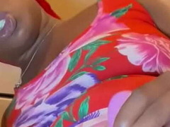 Amador amadora, Negroa, Ébano negroa, Masturbação, Orgasmo, Xoxota, Solo chão, Brinquedos