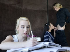 Badkamer, Zwart, Pijpbeurt, Harig, Handbeurt, Interraciaal, Mager, Tieten likken