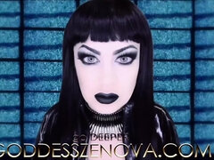 Bruinharig, Erotisch, Dominante vrouw, Fetisj, Duits, Italiaans, Latex, Natuurlijke tieten