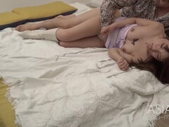 Asiatisch, Blasen, Betrug, Besamung, Gehörnter ehemann, Hundestellung, Fingern, Küssen