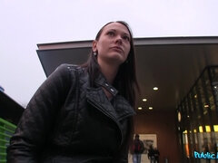 Amatoriale, Pompino, Macchina, All'aperto, Punto di vista pov, Pubblico, Figa