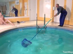 Anal, Stor rumpe, Kukk suging, Brunette, Moden, Milf, Basseng, Tenåring