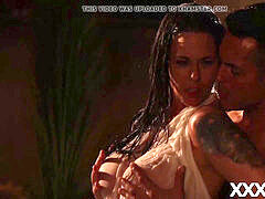 Monumentális dákó, Medence