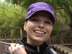 Amatør, Tjekke, Europærer, Penge, Udendørs, Offentlig