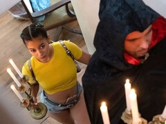 Anal, Gros cul, Brunette brune, En levrette, Fétiche, Masturbation, Rasée, Maigrichonne