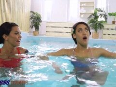 Stora tuttar, Ansikte sitter, Slick, Fitta, Rakad, Baddräkt, Tonåring, Trekant