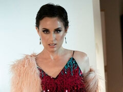 Жопа, Большие сиськи, Брюнетки, Секс без цензуры, Поцелуи, Чулки, Стриптизерша, Тату