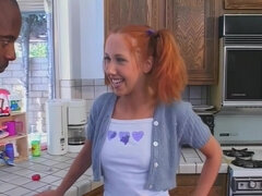 Anaal, Kinderoppas, Pijpbeurt, Lul, Hardcore, Interraciaal, Roodharige vrouw, Oud