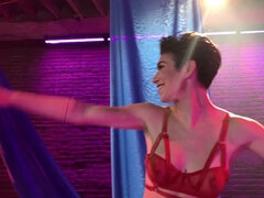 Mačiatko, Veľký zadok, Veľké kozy, Pička, Sólo, Teenka, Kozičky