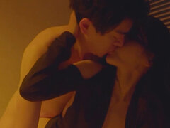 Asiatisk, Stor stjärt, Stora tuttar, Brunett