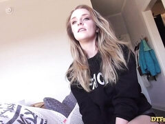 Amatør, Stor rumpe, Stor kukk, Kukk suging, Bakfra, Naturlige bryster, Tenåring, Pupper