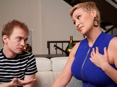 Gros cul, Blonde, Éjaculer dans la bouche, Robe, Embrassement, Léchez, Lingerie, Mère que j'aimerais baiser