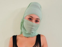 Cul, Gros cul, Brunette brune, En levrette, Masturbation, Jarretelles, Tatouage, Adolescente