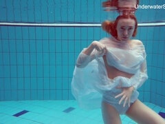 Gesztenyebarna, Ex barátnője, Nagylány, Orosz, Víz alatt