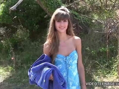 Любители, Жопа, Красотки, Брюнетки, На природе, Киски, Тощие, Сиськи