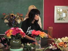 Азиатки, Большие сиськи, Брюнетки, Лесбиянка, Белье, Мастурбация, Крошечные, Сиськи