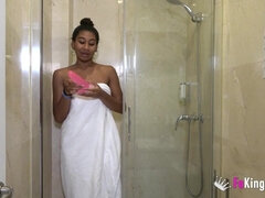 Amatør, Kukk suging, Sperm skott, Dype svelg, Bakfra, Mørk, Runke, Kyssing