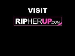 Slikke rumpe, Cfnm, Dype svelg, Dominans, Fingring, Hardcore, Slikking, Realitet