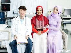 Velika rit, Velik kurac, Fafanje, Doktor, Doggystyle, Medicinska sestra