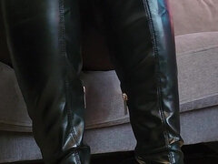 Amaterji, Fetiš, Pete, Lateks, Samozadovoljevanje, Solo, Dokolenke