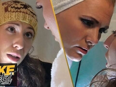 18 jahre, Grosse titten, Fingern, Erstes mal, Lesbisch, Reif, Orgasmus, Muschi