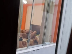 Amatør, Brunette, Mand, Latinsk, Orgasme, Lille kvinde, Spion, Bryster