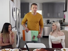 Veľký zadok, Čierne, Blondína, Kuřba, Creampie, Prirodzené prsia, Švédska rojka, Kozičky