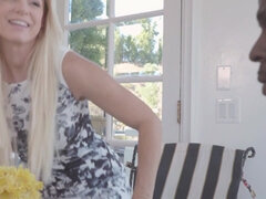 Marvelous Mommy Attempts Xxl Dark-Hued Fuck-Stick - India Summer